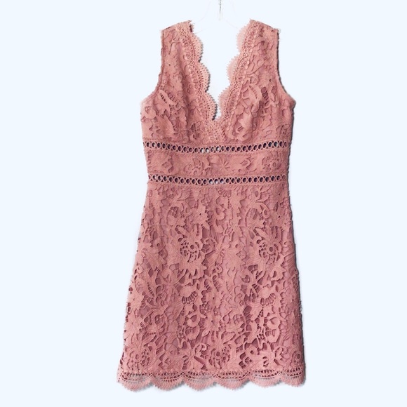 J.O.A. Open Back Lace Dress in Rose - Picture 4 of 11